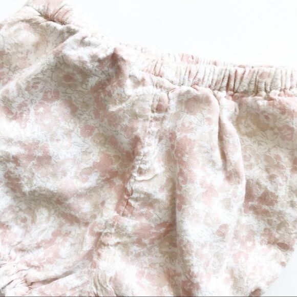 Pink floral print ruffle bloomers EUC 0-3 months - Picture 2 of 3